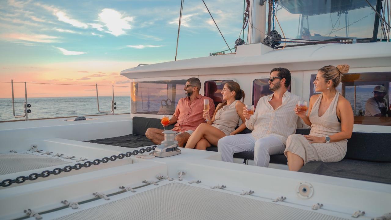 Catamaran Tour Photo 3